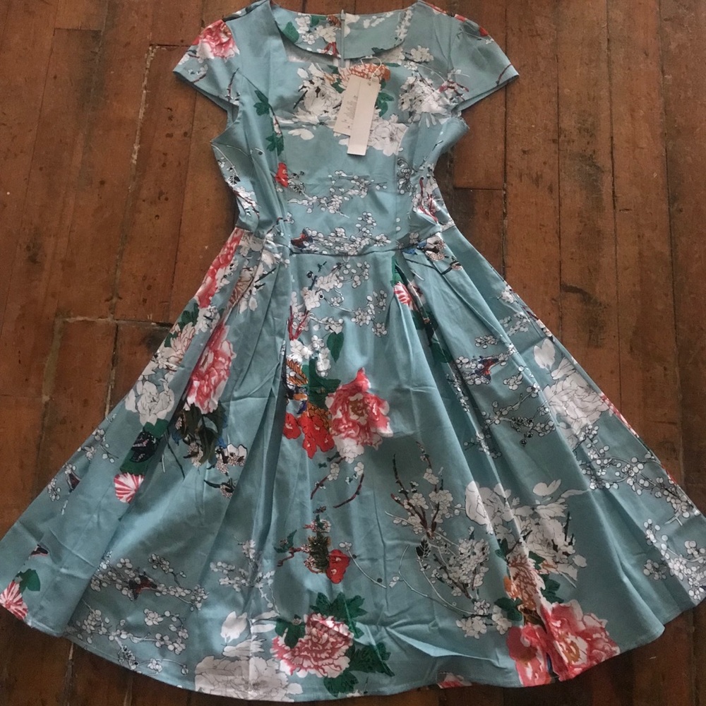 NWT 50s Style A-Line Full Skirt Floral Dress